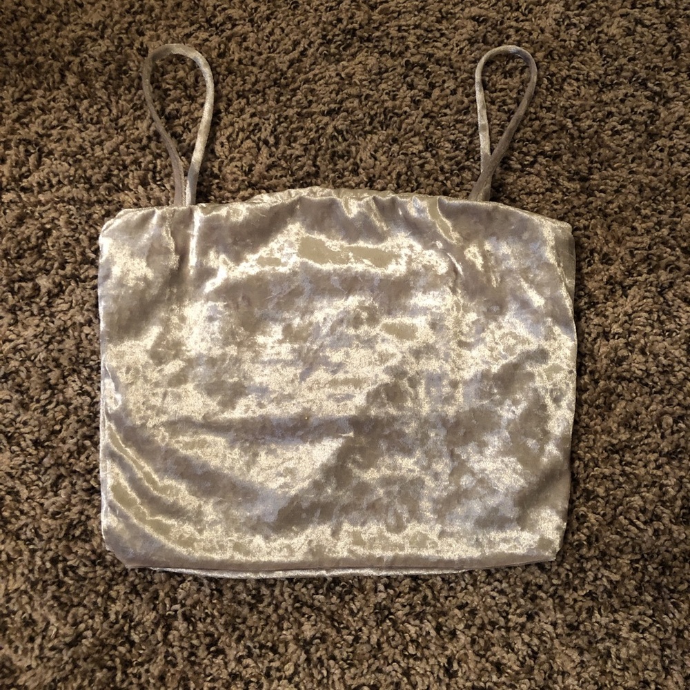 Crop Top Laura’s Boutique
